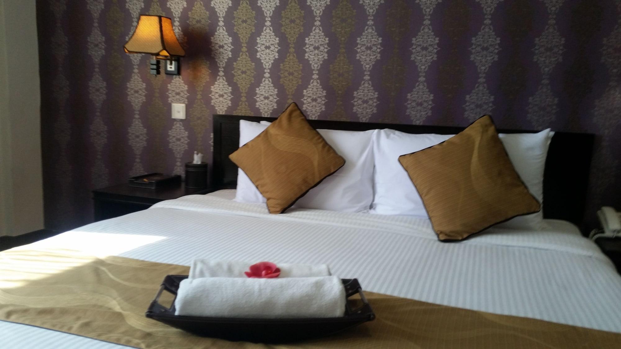 Carlton Hotel Shah Alam Buitenkant foto