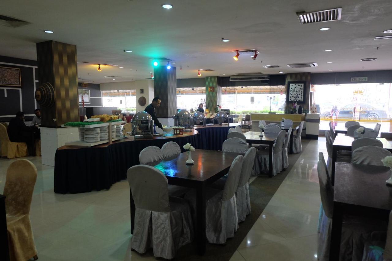 Carlton Hotel Shah Alam Buitenkant foto