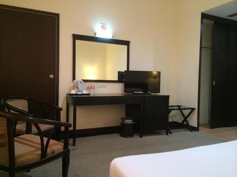 Carlton Hotel Shah Alam Buitenkant foto